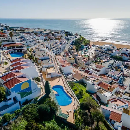 Duplex Sea View By Holidays البوفيرا